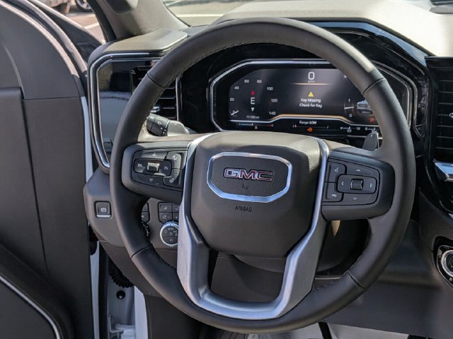 Used 2025 GMC Sierra 1500 SLT w/ SLT Premium Plus Package AWD/4WD image 23