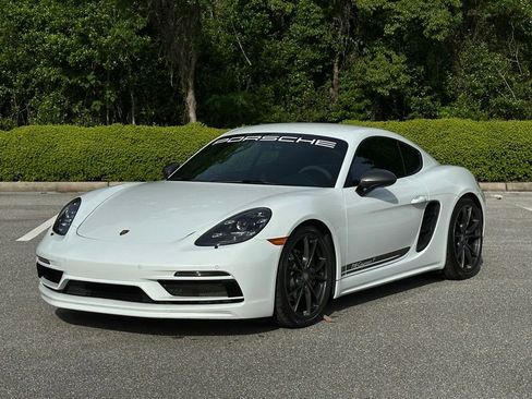 Certified 2021 Porsche 718 Cayman image 1