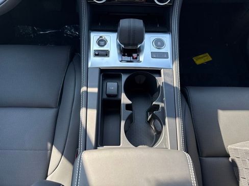 Used 2026 Jaguar F-PACE R-Dynamic S image 25