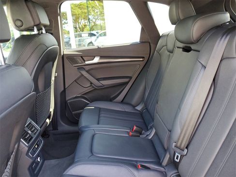 Used 2019 Audi SQ5 Prestige w/ Prestige Package image 10