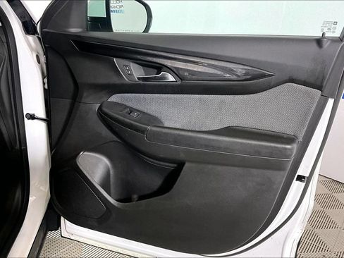 Used 2025 Chevrolet TrailBlazer LT FWD image 19