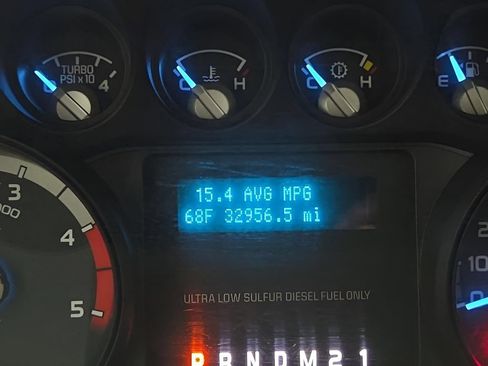 Used 2015 Ford F250 XL w/ Power Equipment Group AWD/4WD image 10