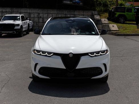 Used 2024 Alfa Romeo Tonale Veloce AWD/4WD image 2