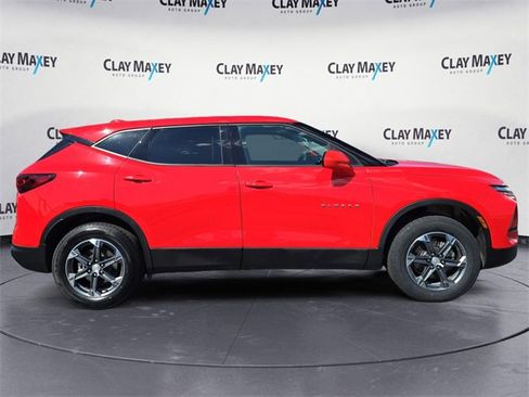 Used 2025 Chevrolet Blazer LT image 6