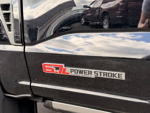 Used 2025 Ford F350 Platinum w/ Tremor Off-Road Package AWD/4WD image 31