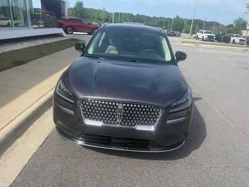 Used 2020 Lincoln Corsair Reserve FWD image 3