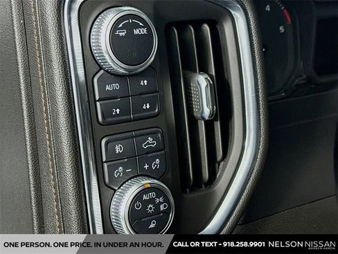 Used 2022 GMC Sierra 2500 AT4 image 9