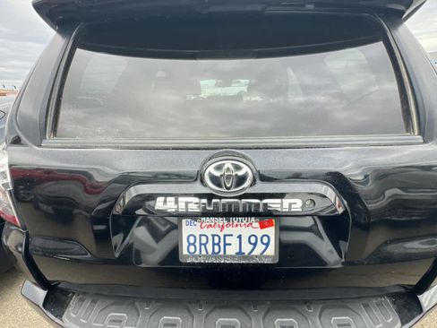 Used 2020 Toyota 4Runner SR5 image 5