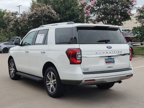 Used 2024 Ford Expedition Limited AWD/4WD image 5
