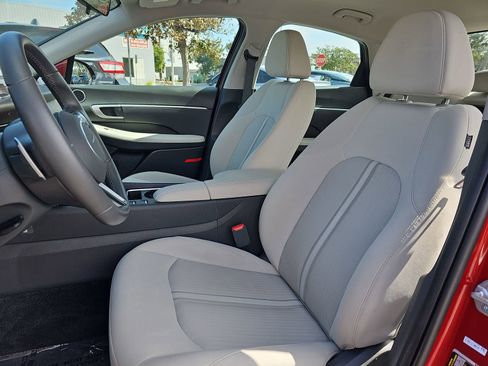 Certified 2025 Hyundai Sonata SEL image 14