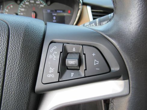 Used 2020 Chevrolet Trax Premier FWD image 24