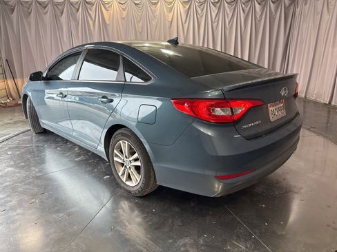 Used 2017 Hyundai Sonata SE w/ Cargo Package image 7
