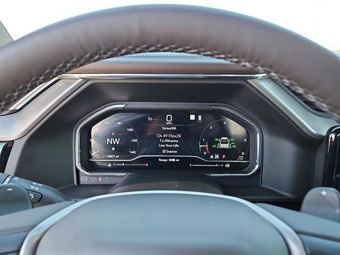 Certified 2025 GMC Sierra 1500 Denali w/ Denali Reserve Package image 15