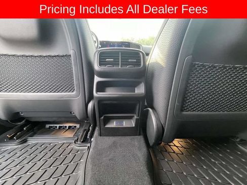 Used 2024 Mercedes-Benz GLE 350 4MATIC image 18