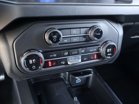 New 2025 Ford Bronco Big Bend image 9