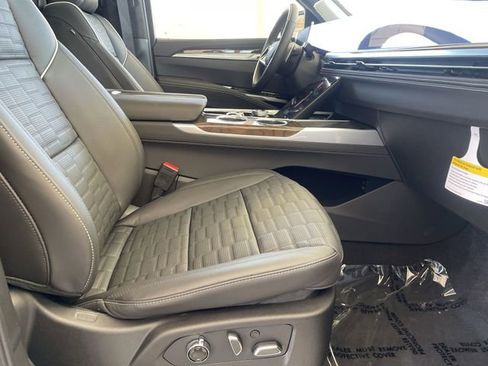 New 2026 Cadillac Escalade Platinum Sport AWD/4WD image 29
