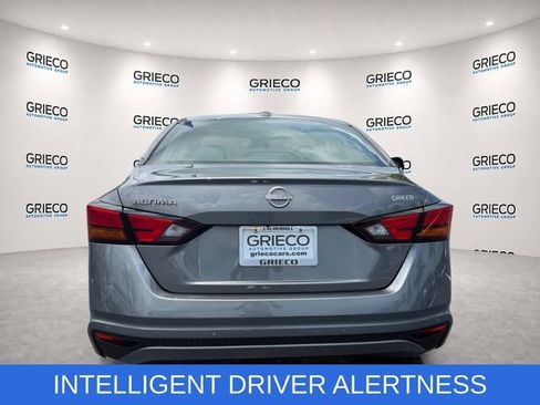 Used 2025 Nissan Altima 2.5 SV FWD image 6