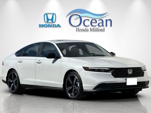 New 2025 Honda Accord Sport image 7