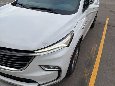 Certified 2024 Buick Enclave Essence image 2