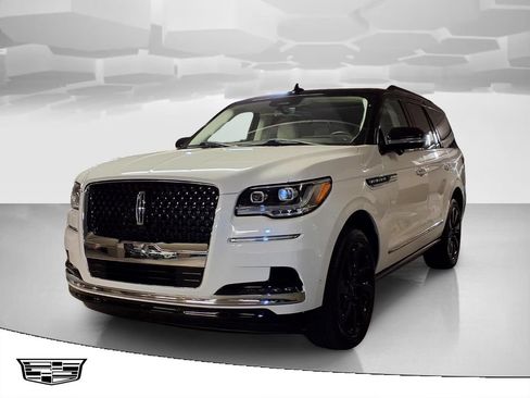 Used 2024 Lincoln Navigator Black Label AWD/4WD image 1