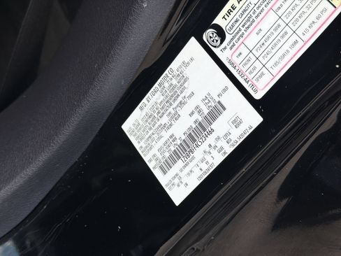 Used 2012 Ford Mustang GT Premium w/ Electronics Pkg RWD image 37