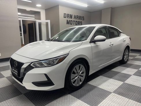 Used 2021 Nissan Sentra S FWD image 2