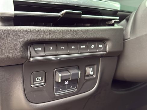 Certified 2025 Cadillac Escalade ESV Sport w/ Touring Package image 13