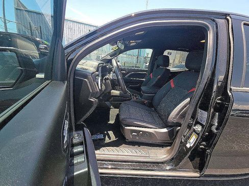 Certified 2025 Chevrolet Colorado Z71 AWD/4WD image 9