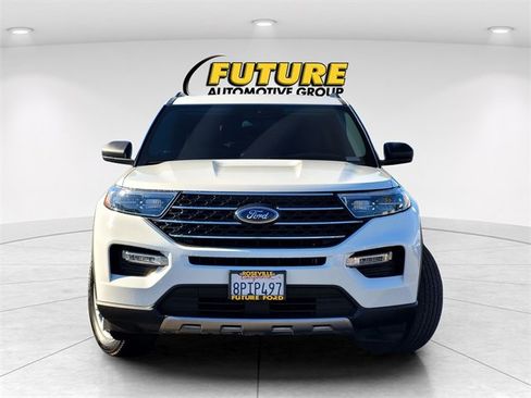 Certified 2022 Ford Explorer XLT w/ Equipment Group 202A image 2
