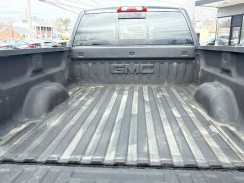 Used 2018 GMC Sierra 1500 SLT w/ SLT Premium Package AWD/4WD image 10