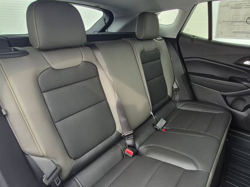 New 2026 Chevrolet Trax ACTIV w/ Driver Confidence Package FWD image 5