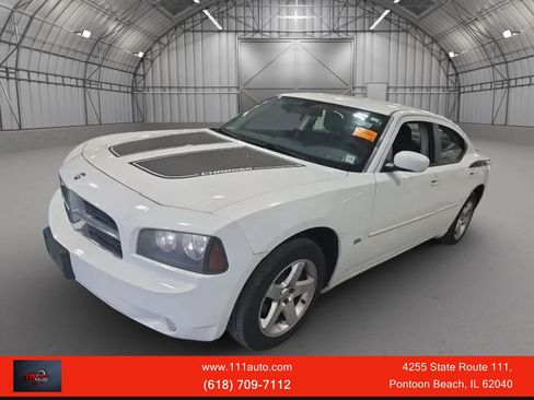 Used 2010 Dodge Charger SXT RWD image 1