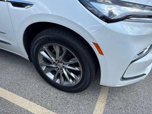 Used 2024 Buick Enclave Avenir w/ Avenir Technology Package AWD/4WD image 5