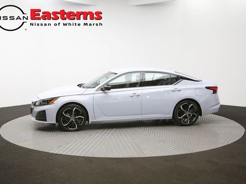 Used 2023 Nissan Altima 2.5 SR image 57