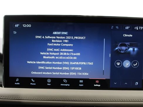 Used 2023 Lincoln Nautilus AWD w/ Premium Package image 49