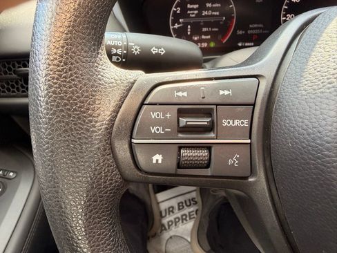 Certified 2025 Honda HR-V LX image 20