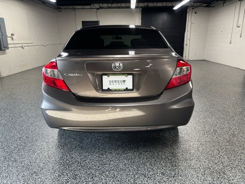 Used 2012 Honda Civic LX image 6