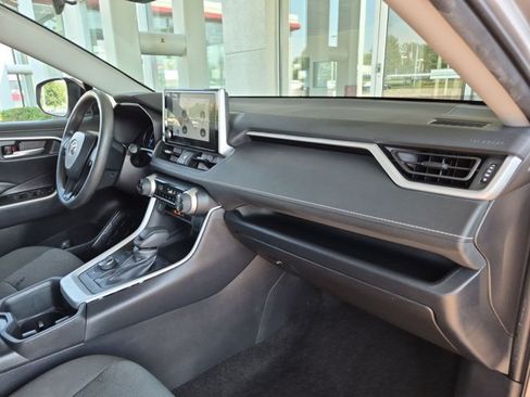 Certified 2025 Toyota RAV4 XLE AWD/4WD image 22