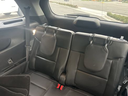 Used 2022 Ford Explorer XLT w/ Equipment Group 202A image 18