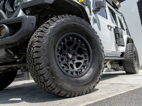 Used 2024 Jeep Wrangler Unlimited Rubicon 392 AWD/4WD image 5