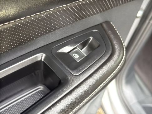 Used 2024 Volkswagen Atlas SE image 29