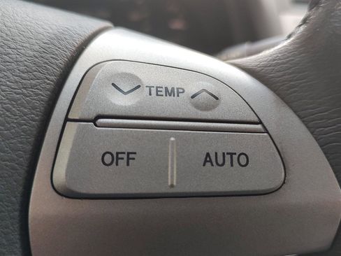 Used 2008 Toyota Camry Hybrid image 12