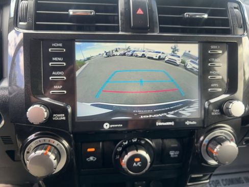 Used 2023 Toyota 4Runner TRD Off-Road Premium w/ Moonroof Package AWD/4WD image 30
