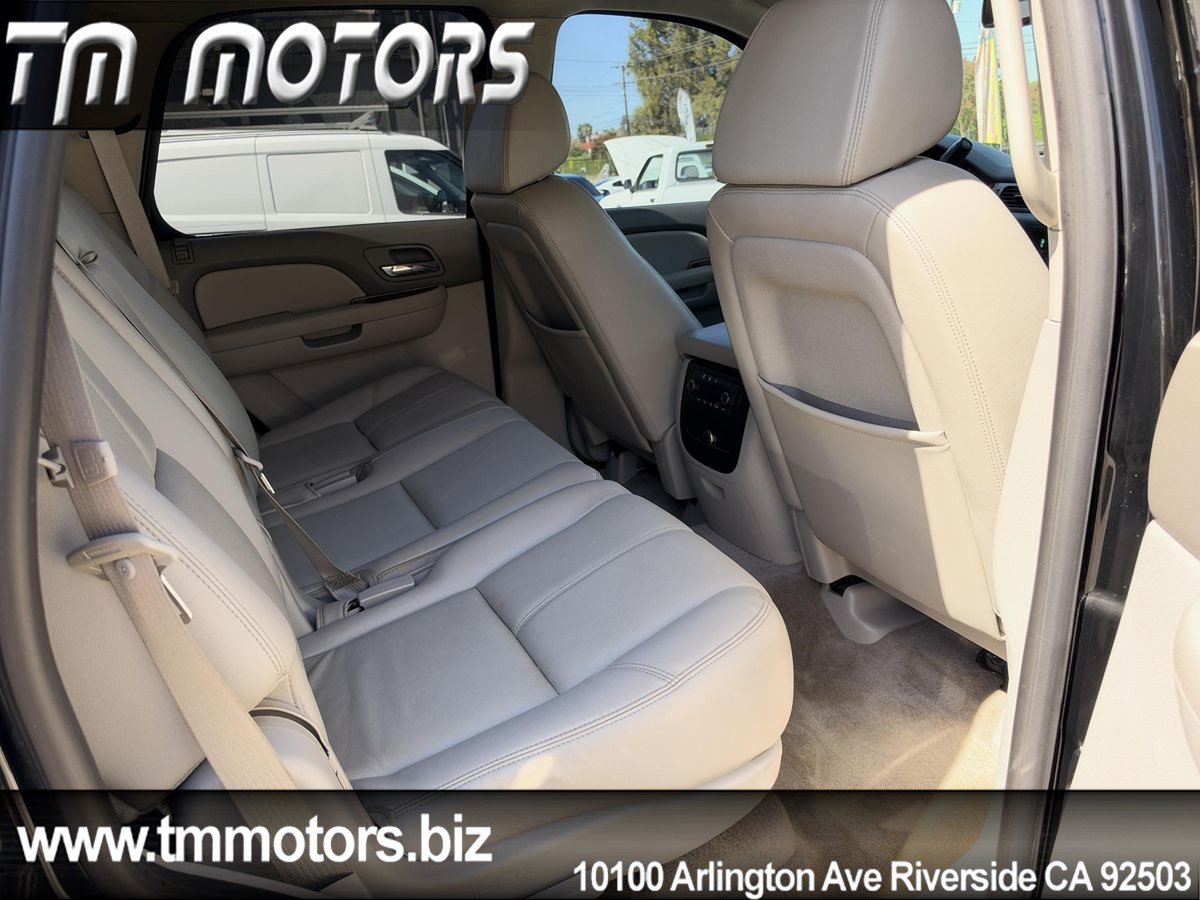 Used 2008 Chevrolet Tahoe LT w/ LT Preferred Equipment Group AWD/4WD image 18