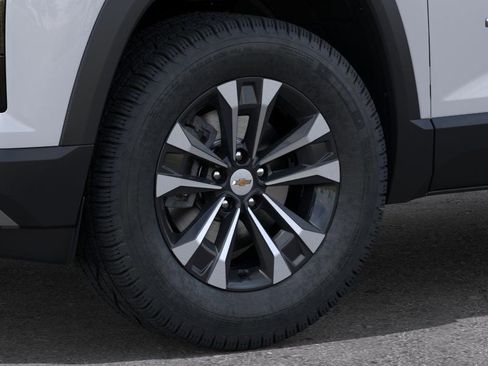 New 2026 Chevrolet Equinox LT FWD image 9