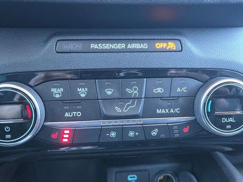 Certified 2021 Ford Escape SEL image 18