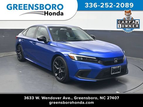 Used 2023 Honda Civic Sport image 1