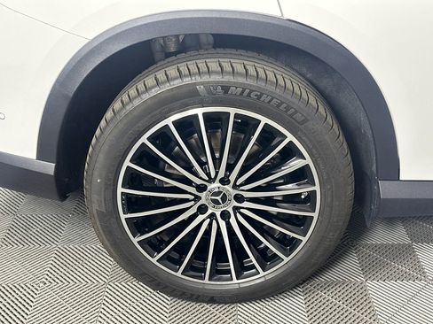 Certified 2026 Mercedes-Benz GLC 300 4MATIC image 19