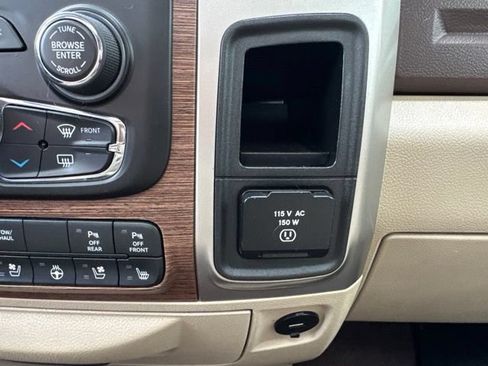 Used 2018 RAM 2500 Laramie AWD/4WD image 39