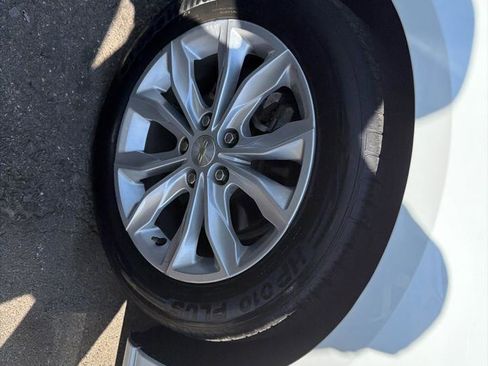 Used 2021 Chevrolet Malibu LT FWD image 14